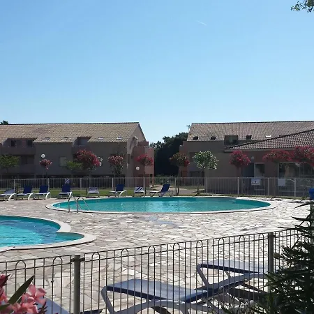 Nice Holiday Spot Near Extensive Beach On Beautiful Corsica アパート *